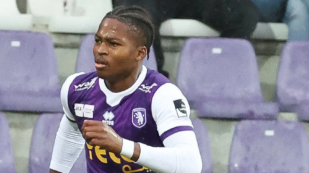 Uncover the hidden depths of Fawkslily's fantasies in her explicit video collection