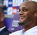 Kompany spreekt RSCA-fans toe in café
