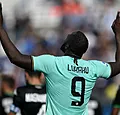 Lukaku krijgt vreemd bezoek uit de lucht in aanloop naar strafschop (🎥)