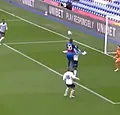 Benteke onderstreept bloedvorm met imposante kopgoal (🎥)