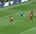 Hazard tekent voor erg pijnlijke misser tegen Liverpool (🎥)
