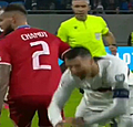Ronaldo gaat viraal met iconische schwalbe (🎥)