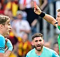 Referee Department tikt scheidsrechter op de vingers