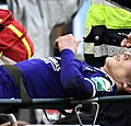 Nieuwe klap Anderlecht: Verschaeren met draagberrie van het veld