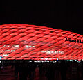 FOTO's: Bayern München geeft Allianz Arena prachtige makeover