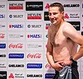 Priske daagt haalfnaakt op voor persconferentie na mirakel Antwerp