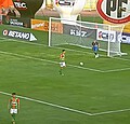 Chileense doelman verbrijzelt record met waanzinnige trap (🎥)