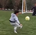 MOOI! Zoontje passeert Ronaldo met 'Panenka'