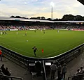 Supporters De Graafschap leggen grasveld aan naast stadion