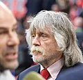 Johan Derksen tackelt Ajax-speler beenhard: 