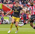 Igor Thiago speelt Manchester United compleet aan flarden