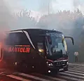Fans van Anderlecht wachten spelersbus op voor vertrek naar Brugge (🎥)