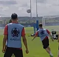 Sfeer zit goed op training Duivels, Mertens slachtoffer (🎥)