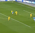 Mertens is topschutter aller tijden met heerlijke goal tegen Barça (🎥)