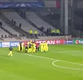 Prachtig: Gent-spelers vieren met leeg uitvak