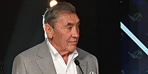 Eddy Merckx bezorgt voetbalfans enorme krop in de keel