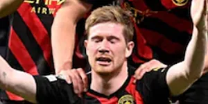 ‘Groot transfernieuws: Kevin De Bruyne stuurt zijn kat’