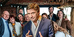 Grote verrassing: Duikt Erik Van Looy op in Familie of Thuis?