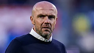Ajax zet Schreuder per direct op straat na afgang