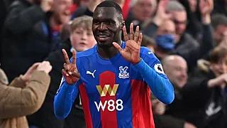 Benteke verrast met transfer naar de Major League Soccer