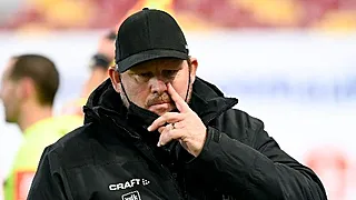 Vanhaezebrouck grijpt drastisch in bij AA Gent