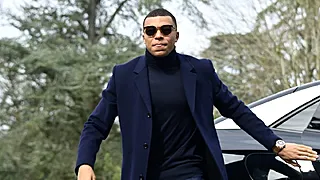 Dit is het krankzinnige maandloon van Kylian Mbappé