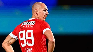 'Overmars op dreef: publiekslieveling terug naar Antwerp'