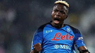 Aardbeving in Napels: Osimhen trapt Napoli naar Scudetto