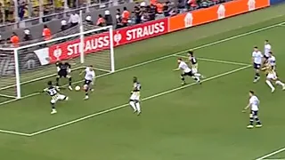 Batshuayi grote held bij debuut, Theate met heerlijke goal