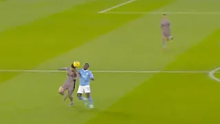 Doku laat zich pijnlijk aftroeven in Premier League-clash