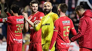 Bölöni laat twee spelers thuis tijdens winterstage