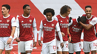Arsenal verrast en stalt toptalent bij Nice 