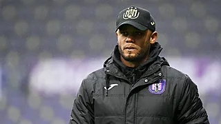 Kompany op de vingers getikt: 