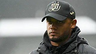 Kompany pakt spelers hard aan: 