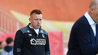 Still klopt ook Clement, PSV en Ajax voeren druk op