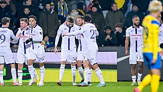 Sterk Anderlecht wint met sprekend gemak van Westerlo