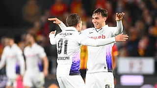 Paars-wit lichtpunt: Anderlecht vindt joker voor bekerfinale