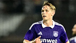 Drie wissels bij Anderlecht; Burgess toch fit bij AA Gent