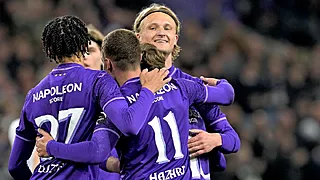 Fenomenale Dolberg-show! Anderlecht vernedert dramatisch AA Gent