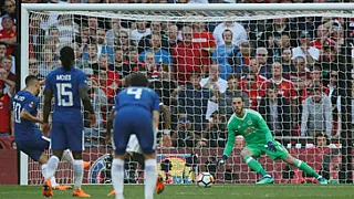 'Chelsea haalt doublure Hazard onder de neus van Tottenham weg'
