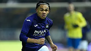 Knaltransfer Neerpede-product: "Hoop stap te zetten"