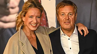 Cath Luyten breekt bij spraakmakende bekentenis over Raes