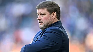 Vanhaezebrouck fluistert Renard opvallend advies toe