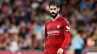 Sevilla zet Isco op straat