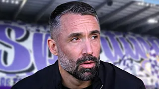 Stoel Taravel wankelt: "Op basis van wat is hij hoofdcoach?"