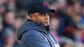Kompany over negatieve records: "Plots komt uit het niets dit"
