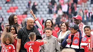 Gelukkig was er Carla: Kompany zorgt voor dol moment op titelfeest