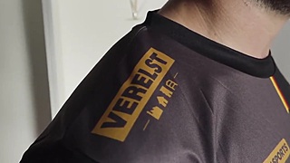 KV Mechelen stelt zijn nieuwe businesstribune voor (VIDEO)