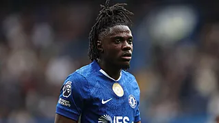 Lavia ontketent Chelsea-oorlog: legende reageert furieus