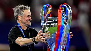 Luis Enrique schaart zich in bijzonder fraai rijtje